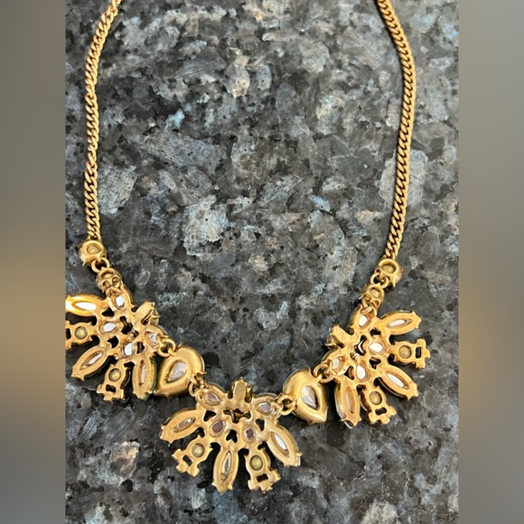 Beautiful J Crew Factory Green Statement Necklace - Picture 5 of 5